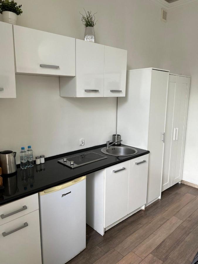Foksal Apartments - By Hik Apartments Варшава Екстериор снимка