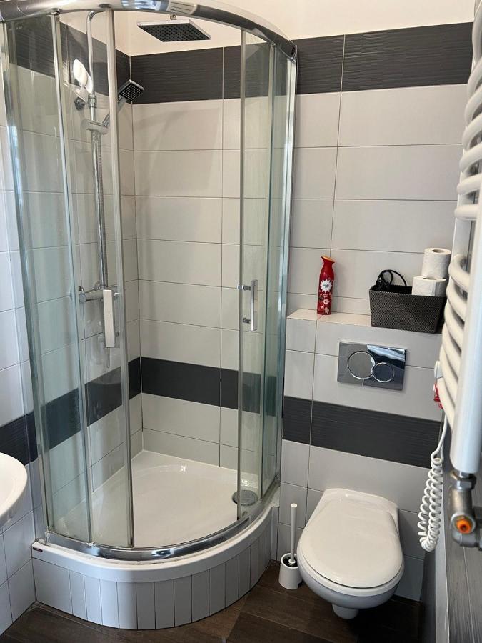 Foksal Apartments - By Hik Apartments Варшава Екстериор снимка